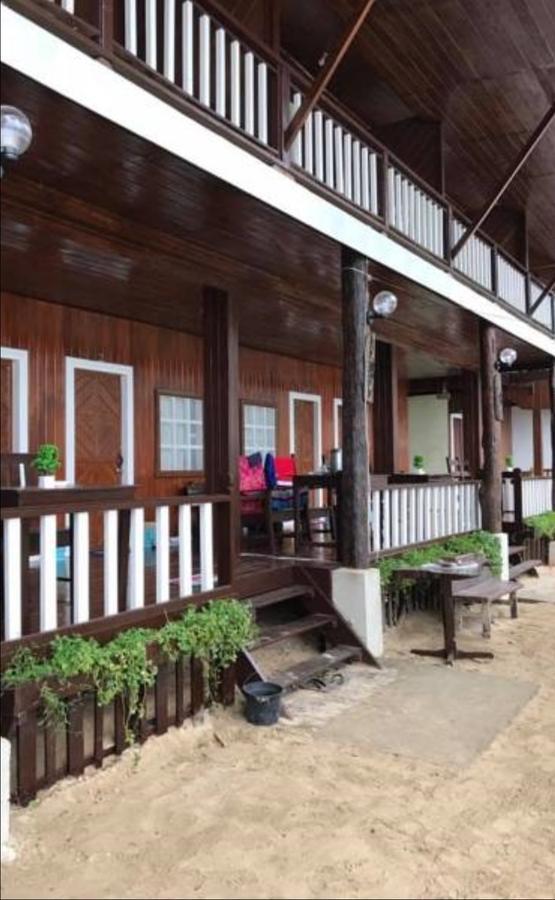 Ricos Beach Cottages El Nido Luaran gambar
