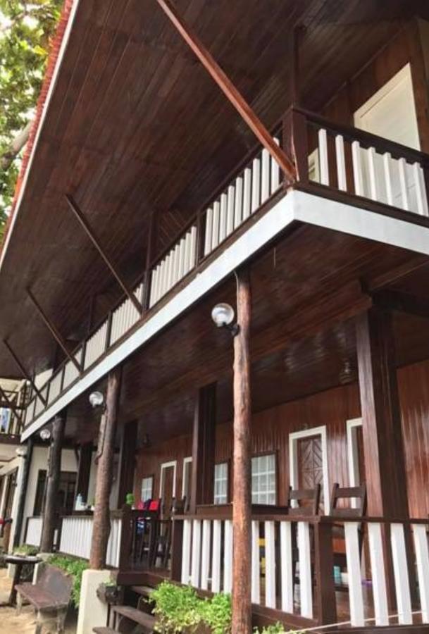 Ricos Beach Cottages El Nido Luaran gambar